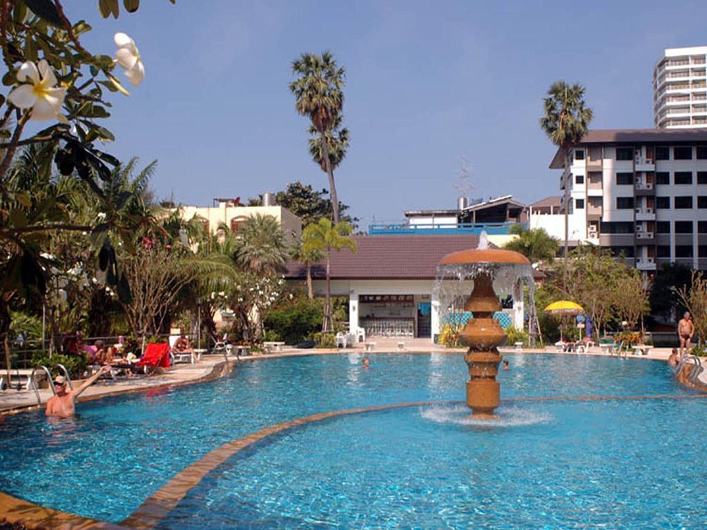 Apartments At View Talay Pattaya Luaran gambar