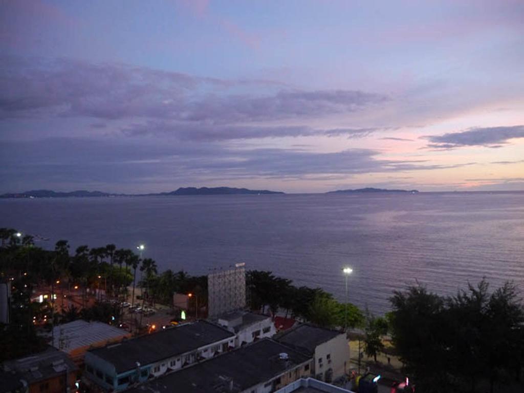 Apartments At View Talay Pattaya Luaran gambar