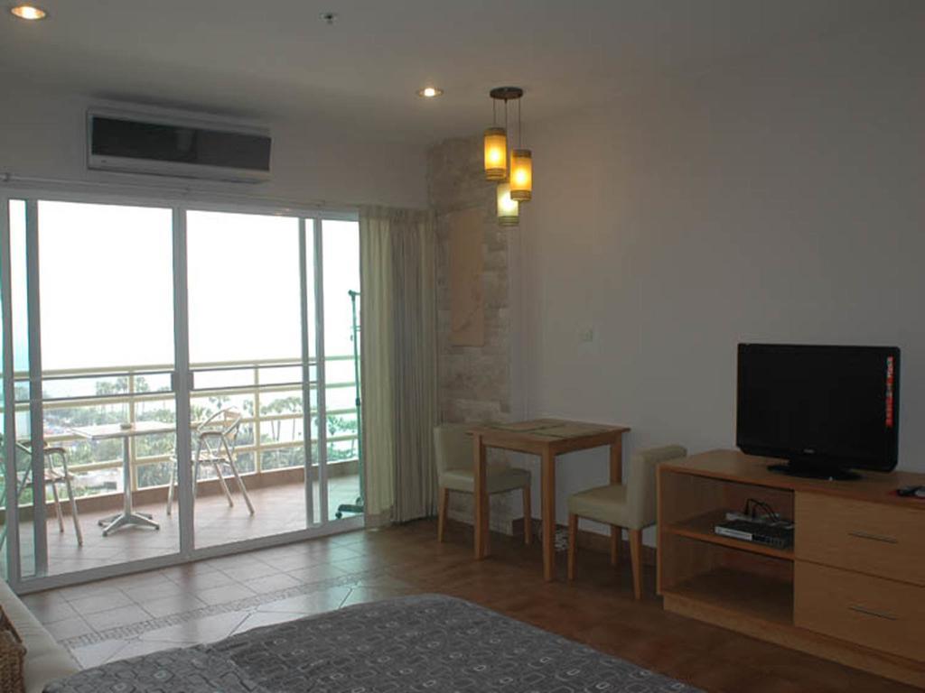 Apartments At View Talay Pattaya Luaran gambar